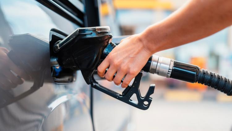 4615f6c5-dfaf-4196-ad8c-79d65dcba515 Astuces pour réduire la consommation de carburant face à la hausse des prix