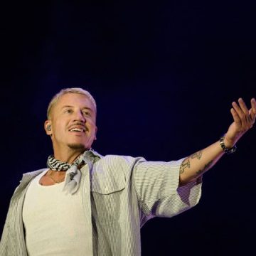 Macklemore affiche son soutien à la Palestine au MetLife Stadium