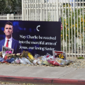 La statue de Charlie Kirk vandalisée à Phoenix