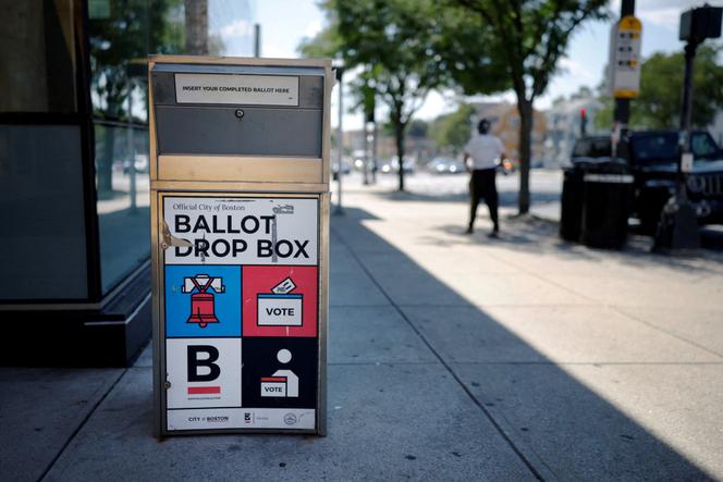 5b432da7-b119-4a61-b407-4d0ead70bdc2 Blocage prolongé du décret de Trump sur le vote par correspondance