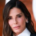 Sandra Bullock se confie sur sa perte de cheveux liée au stress