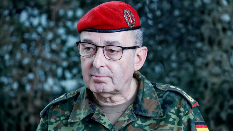 62ff2a3d-c260-41ee-bdba-9855273ce21b Carsten Breuer : Nouveau Président du Comité Militaire de l’OTAN