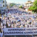 Manifestation pour la paix contre la violence du cartel à Culiacán