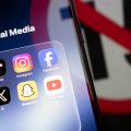 Les réseaux sociaux pourront être interdits aux moins de 15 ans en France