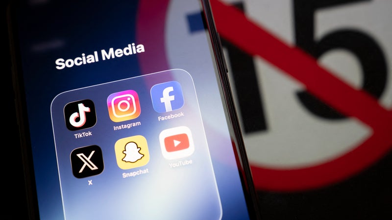 6a38cc3d-470d-46aa-8133-19b0b2c9284d Les réseaux sociaux pourront être interdits aux moins de 15 ans en France