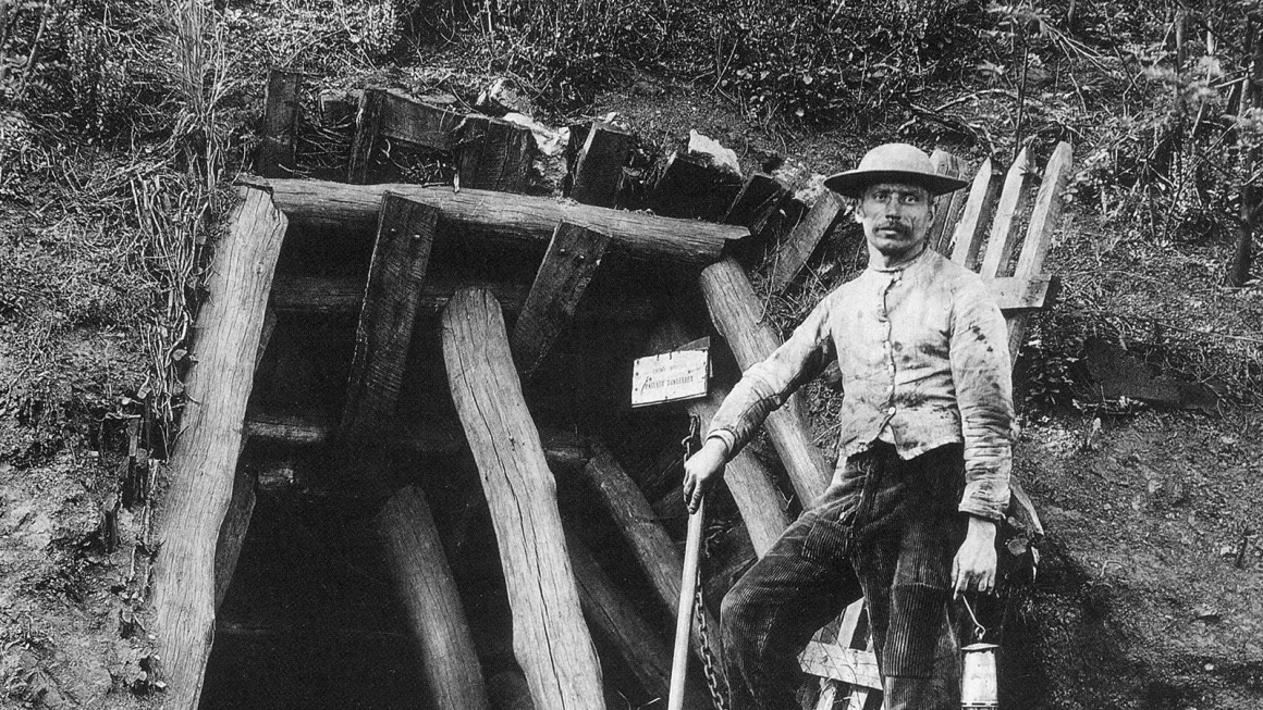Une Analyse de &lsquo;Au Bonheur des Dames&rsquo; de Zola
