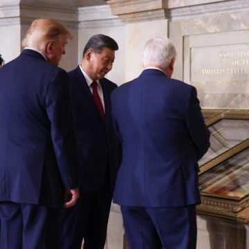 Proposition de Vente d&rsquo;Armes de Trump à la Chine : Révélation Controversée