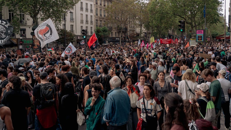 855115c5-2c48-40da-b5ac-12dd92d5df10 Manifestations en France contre la loi sur la présomption d’usage légitime des armes