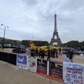 Les Pompiers en Grève sur le Champ-de-Mars