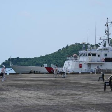 Incendie tragique sur un ferry aux Philippines : bilan provisoire et opérations de secours