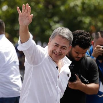 Non-lieu pour l&rsquo;ex-président du Honduras Juan Orlando Hernandez