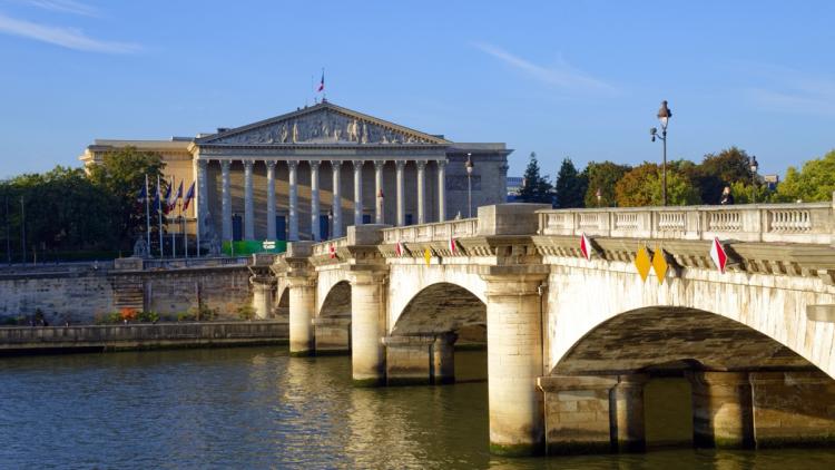 a080dbeb-34a5-48c8-a580-7c59db72cdc7 Accident mortel près de l’Assemblée nationale : décès d’une journaliste du Figaro