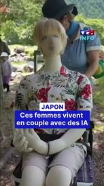 ab34e650-4411-4ecf-8aae-eefe8ca52d2a Des femmes japonaises en couple avec des IA