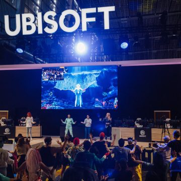 abe3a9a3-d505-4e73-adb3-38a18694470d Emmanuel Macron annonce un Festival international du jeu vidéo en France