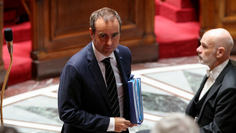 ae3a86f3-0275-4325-95b5-abf93b6d1d8e Le gouvernement envisage une diminution des indemnités des ministres