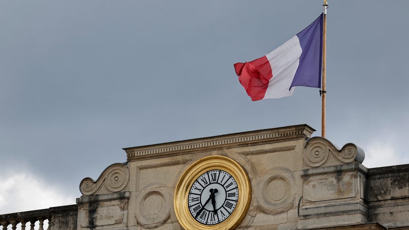 b02c3c15-da39-4a83-8d7f-9c78d7bd3f88 La France menacée par un « choc autoritaire »