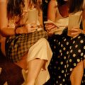 La guerre des sièges dans les restaurants tendance de Paris