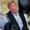 Le président Trump critique le Canada et prédit un accord imminent