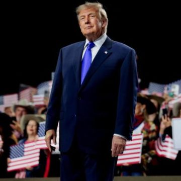 Trump promet un «dividende» si les républicains gagnent