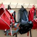 Incidents concernant un enfant de trois ans dans une école parisienne