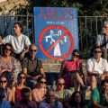 Manifestation contre une ligne très haute tension en Camargue