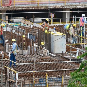 dbbbde91-9f28-4cad-8d89-6e28ea256a1c Travailleurs Migrants à Singapour : Réalités et Déceptions