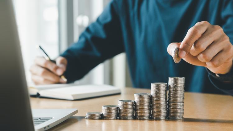 de76a013-1f9a-446f-9c89-5f65bb9ef28b Le gouvernement envisage la suppression de l’abattement fiscal pour les retraités