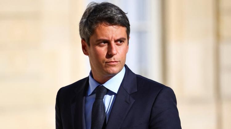 dec1ecf5-bd32-41f3-81d9-2b0399966ae3 Gabriel Attal annonce une équipe de campagne pour la présidentielle