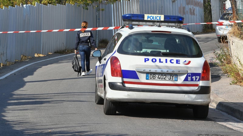 e4c8fa71-e577-4499-b8de-d96e3043f259 Un homme blessé par balle à Marseille