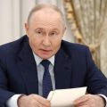Vladimir Poutine augmente les effectifs militaires russes