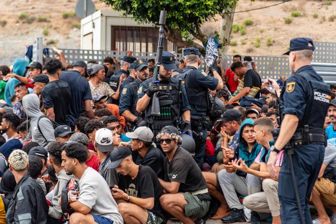 fbc6b371-d693-4648-bcbb-eae28925ea60 La crise migratoire dans l’enclave espagnole de Ceuta