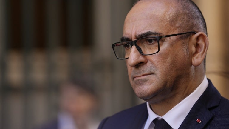 000cf3c0-7054-487b-a88f-b2fbac772b54 Critiques et Préparation des Services de Renseignement Face aux Manifestations en France