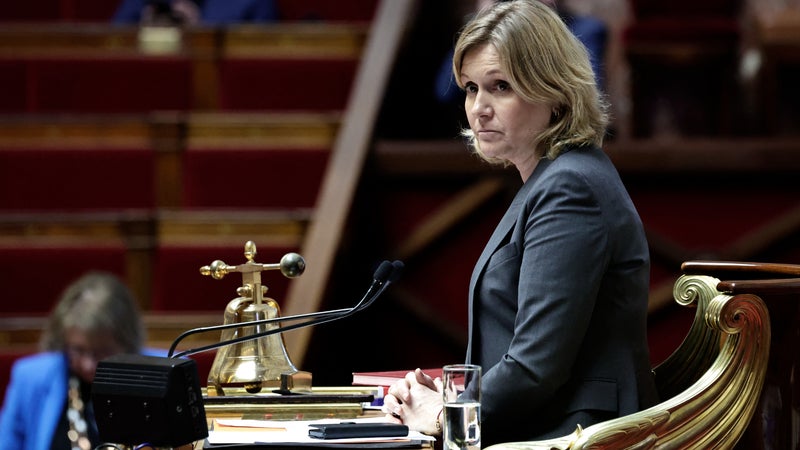 048a011c-62ea-4aa8-9f32-2bcac306eb14 Hommage à Pengo Bossio Wangi à l’Assemblée nationale