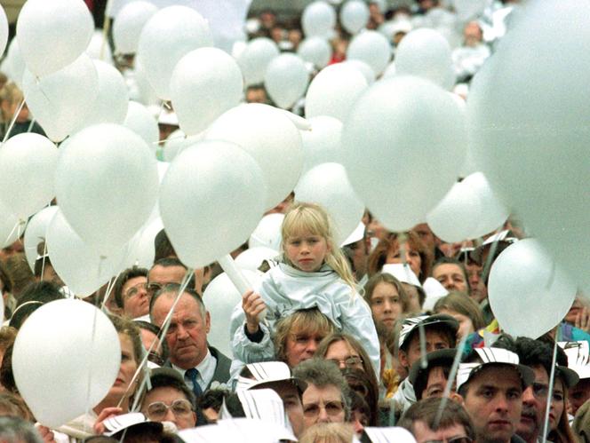 2ed9b940-3df1-4099-b191-839d6c921041 La marche blanche en Belgique: Un événement historique déclenché par l’affaire Dutroux