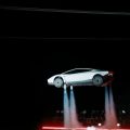 Le dévoilement spectaculaire du Tesla Roadster avec technologie SpaceX