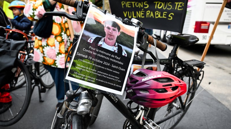 45ff1e10-9505-4c6c-8e7e-f82f9aec0254 Un conducteur de SUV relâché sous bracelet électronique après un accident mortel