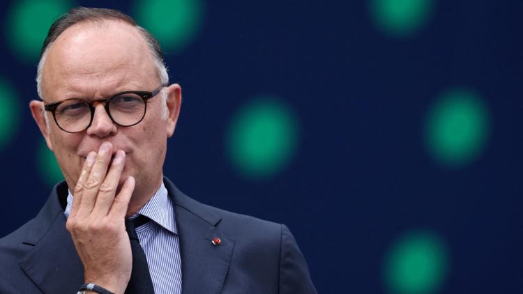 5a20eb6f-7a36-44ef-abd9-288466f542f9 Édouard Philippe visé par une enquête pour détournement de fonds publics; placé sous statut de témoin assisté