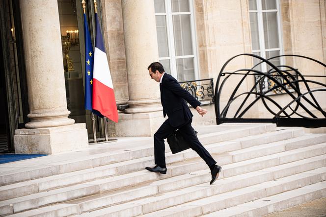 5f564065-d769-4332-b3a8-788d6a46e927 Réduction budgétaire dans les politiques de l’emploi pour 2027
