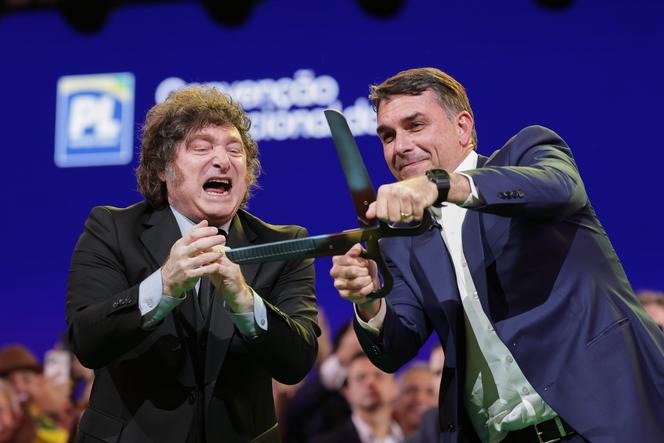 6b34c28b-90e6-4976-8932-5ee9e990f009 Controverse en Argentine : Fuite du Candidat Brésilien Flavio Bolsonaro