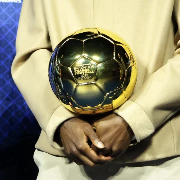 Les 70 ans du Ballon d&rsquo;Or et les controverses qui l&rsquo;entourent