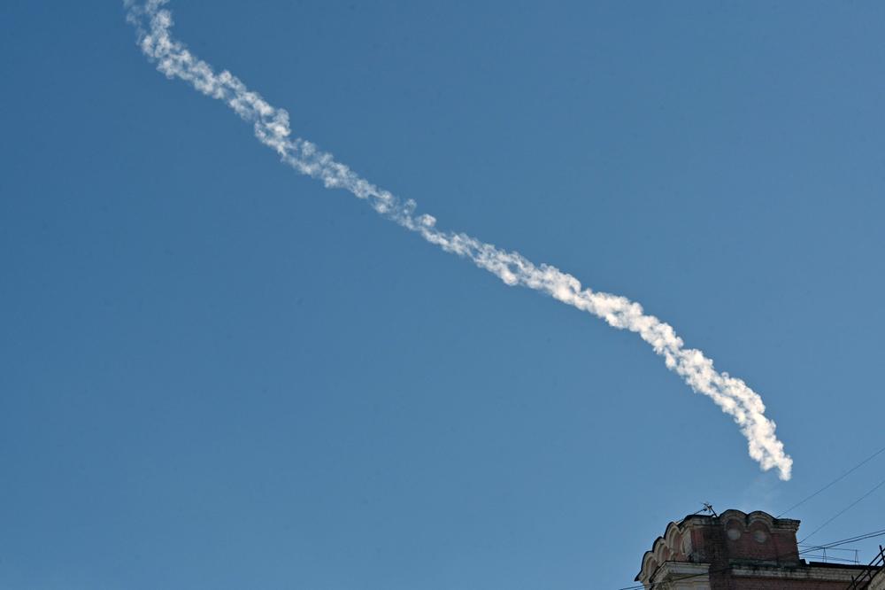 9f242746-9100-4b91-8deb-2601431147c2 Attaque de drone à Kiev: Bilan et répercussions