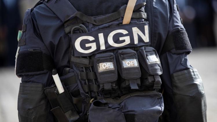 be81494f-8145-48c0-94ee-b3c56c51381c Un homme abattu à Corgoloin, quatre arrestations grâce au GIGN