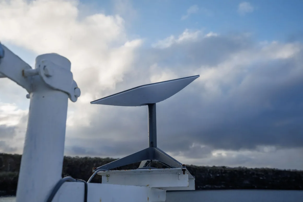 c33f174f-628d-45e0-b481-a1f88ea8213b Elon Musk restreint l’usage de Starlink en Ukraine, impactant les communications militaires
