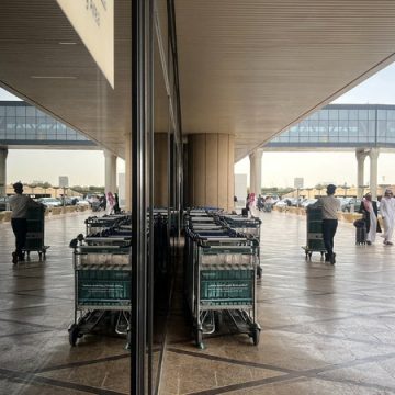 Missile sur l&rsquo;aéroport de Ryad: Conséquences et réactions internationales