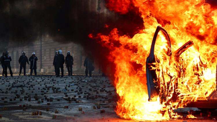 c84c0675-1077-4c2b-8bfb-0b161af28d2e Manifestations en Europe: Tensions et Revendications Diverses
