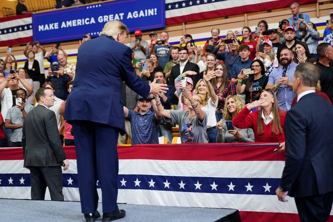 dbecd5fc-2d72-4015-b5c8-3414f60fc1ae Donald Trump face aux défis politiques avant les élections de mi-mandat