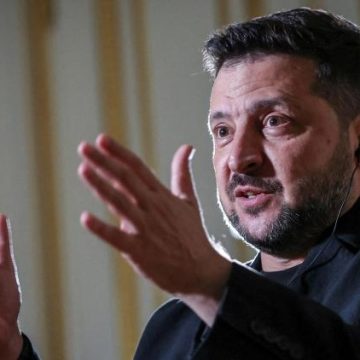 Zelensky critique l&rsquo;accord de livraison de diesel russe annoncé par Trump
