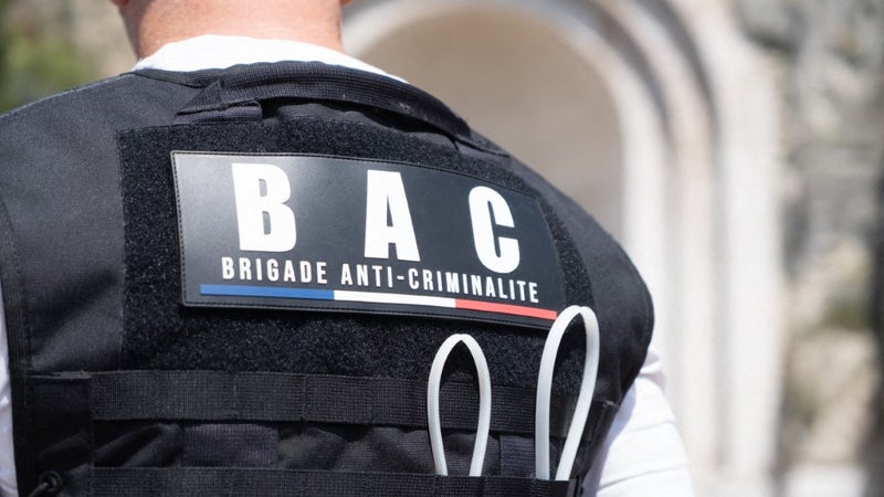 e111b7af-5d06-472c-8be1-425617a86565 Braquage d’une bijouterie à Nice : un suspect interpellé, deux en fuite
