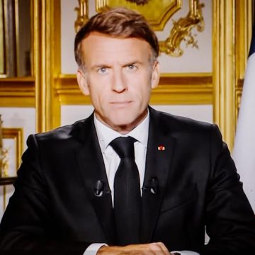 e9769009-06bb-4e92-8ee2-5c4f2ab04cbb Le rétablissement de l’ordre républicain et le dialogue social en France