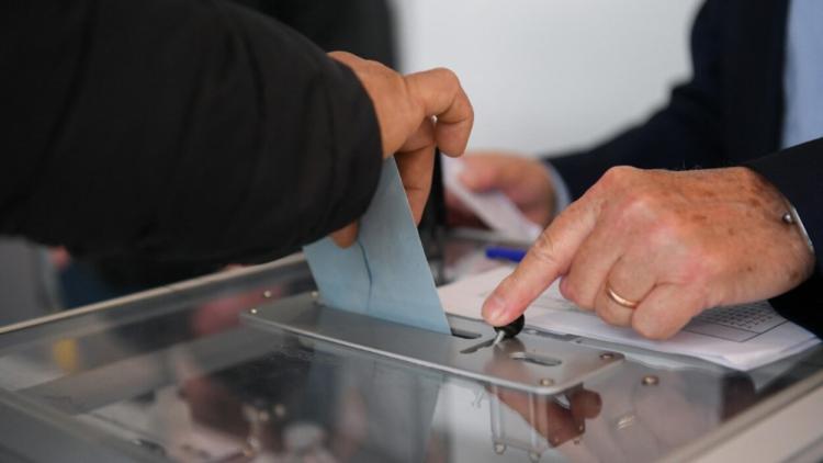f331126b-4c06-4409-9e59-76add488eefb Les résultats historiques des élections présidentielles françaises depuis 1962